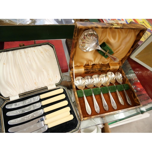 2126 - Cased Sets of Afternoon Tea Knives, Spoons, Pastry Forks etc.