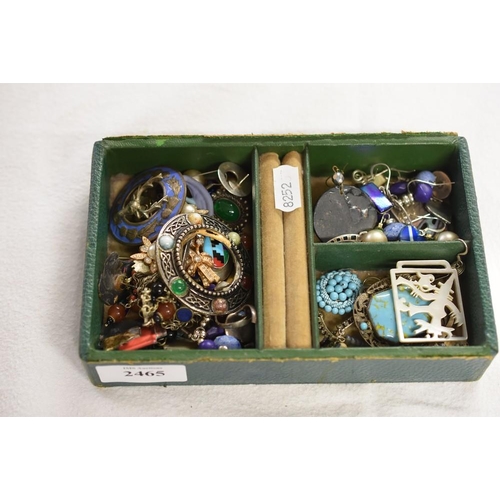 2465 - Box - Assorted Costume Jewellery, Brooches, etc