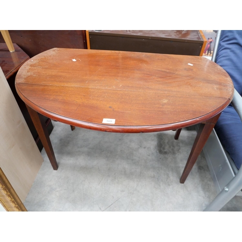 3055 - Mahogany Pembroke Table