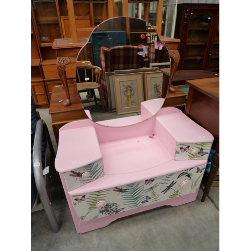 3062 - Pink Children's Dressing Table