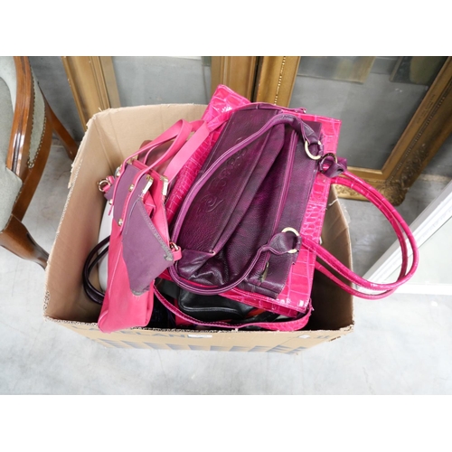 3070 - Box- Assorted Ladies Handbags