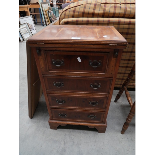 3086 - 4 Drawer Bedside Cabinet