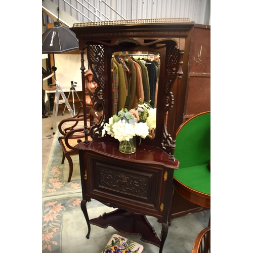 3293 - Carved Edwardian Mahogany Corner Display Cabinet with Mirrored Back