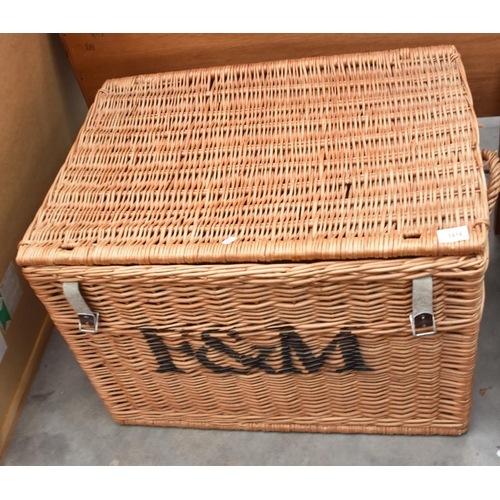 3434 - Large F & M Picnic Hamper