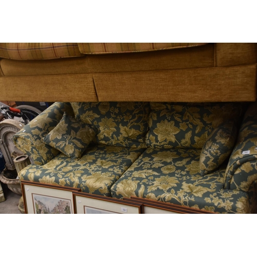 3462 - Floral Pattern Two Seat Sofa