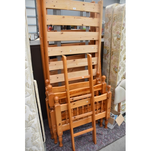 3572 - Pine Bunk Beds