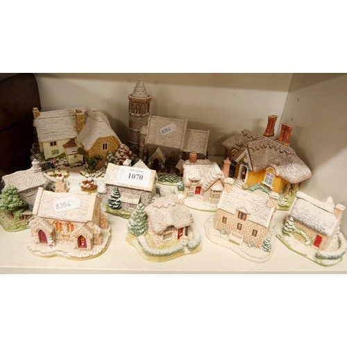 1070 - Collection of Lilliput Lane Houses.