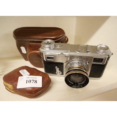 1078 - Vintage Contax 35mm Camera with Zeiss Sonnar 1:2 f=5cm Lens & Light Meter.