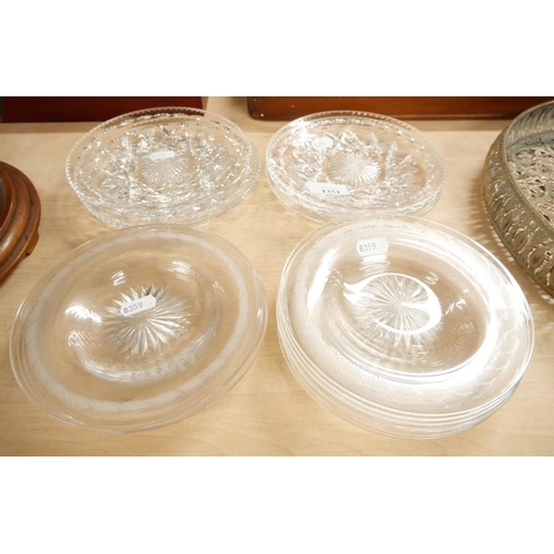 1351 - Two Sets of Glass Ice Plates.