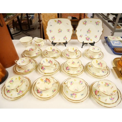 1400 - Vintage Floral & Gilt Tea Set.