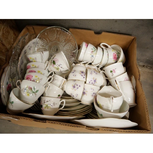 1562 - Box - Assorted Part Tea Sets