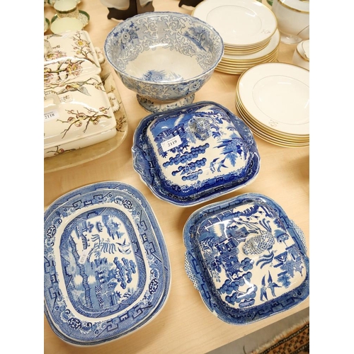 2119 - Two Willow Pattern Entrée Dishes, Small Meat Plates, Fruit Bowl.