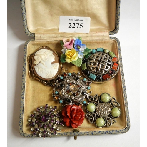 2275 - Box - Assorted Costume Jewellery.