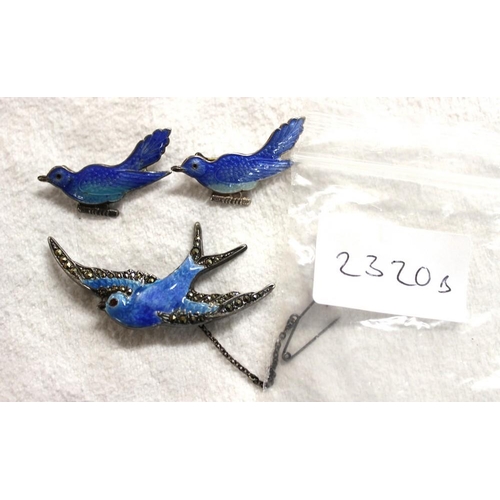 2320B - Enamel Bluebird Brooches.