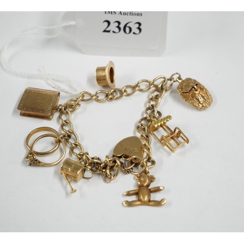 2363 - 9ct Gold Charm Bracelet, approx 19.7g