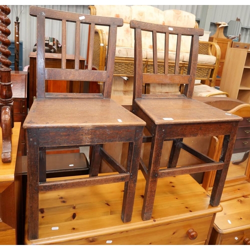 3102 - Pair of Antique Oak Joint Chairs