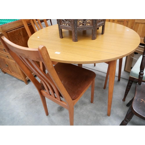 3141 - Drop Leaf Kitchen Table & 3 Chairs