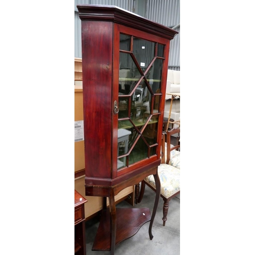 3152 - Antique Mahogany Corner Cabinet on Base