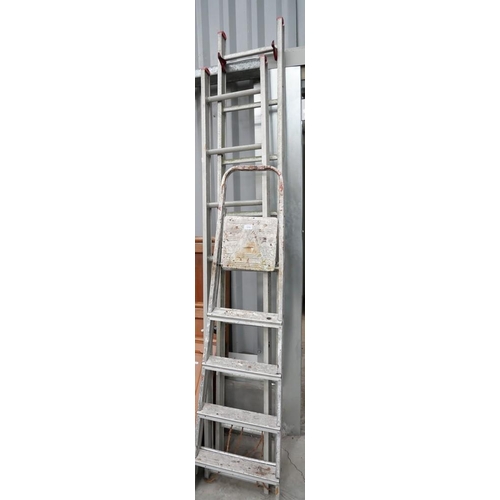 3228 - Aluminium Steps & Extending Ladder