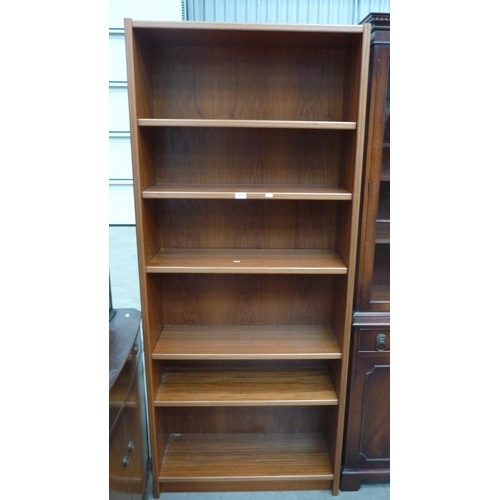 3550 - Pine open Bookcase - 195cms Tall approx 83cm wide x 194cm tall x 33cm deep.