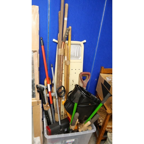 20 - Quantity of Assorted Tools