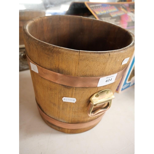 614 - Barrell Planter