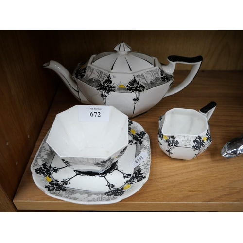 672 - Shelley Part Tea Set