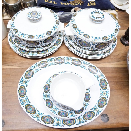 533 - 1970's Mid Winter Bengal Part Dinner Set