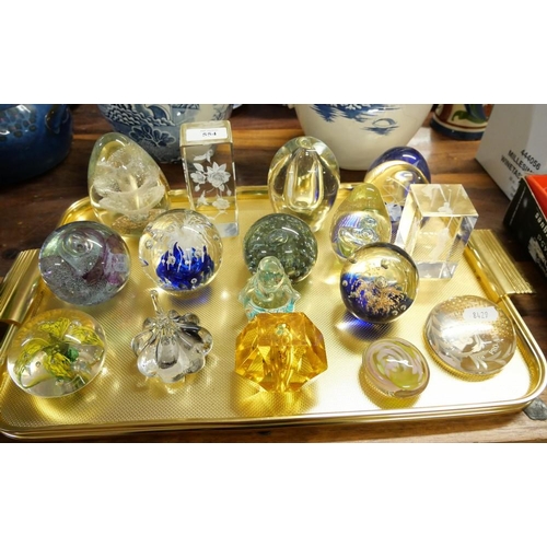 554 - Tray- Assorted Paperweights