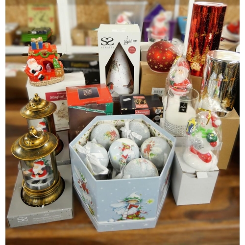 588 - Assorted Christmas Decorations