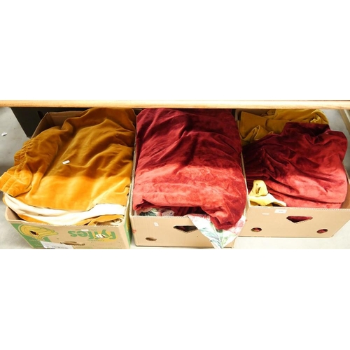 640 - Three Boxes - Assorted Curtains