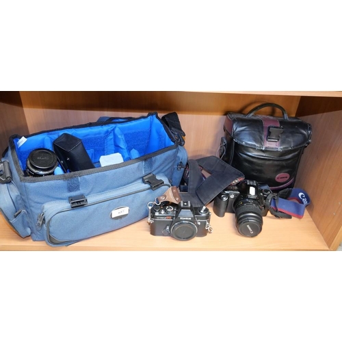 657 - Assorted Cameras, Equipment & Bag