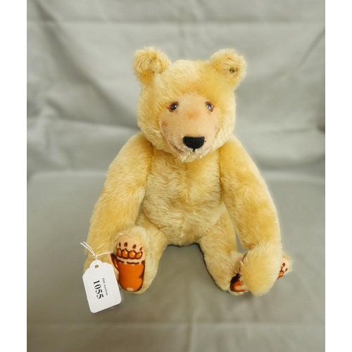 1055 - Steiff Dicky Bear, approx 24cm Tall (Seated)