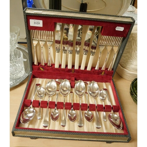 2125 - Canteen of Silver Plated Cutlery.