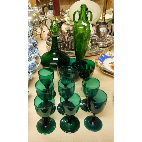 2141 - Antique Green Glass Vase & Liqueur Set