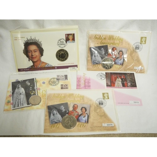 2289 - Box - Five Vintage Royal Commemorative Coin Covers.