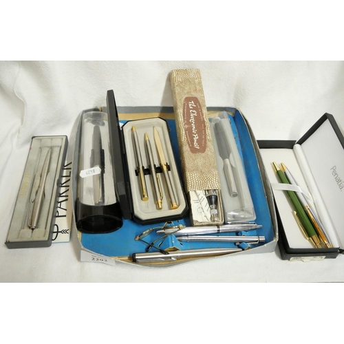 2292 - Tray Lot - Collectors Pens, Miniature Spectacles, etc.