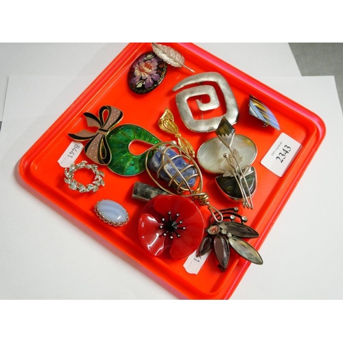 2343 - Tray - Assorted Costume Jewellery, Brooches etc.