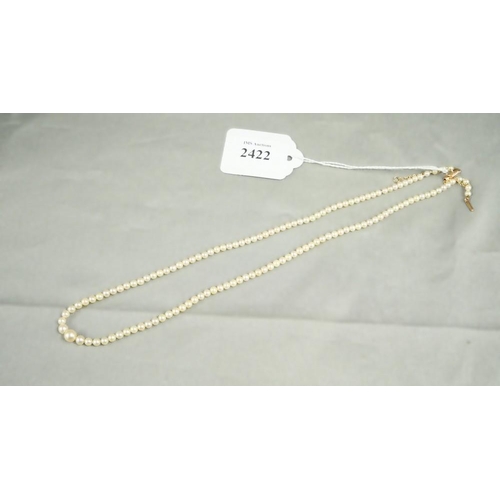 2422 - Graduated Pearl Necklace with 9ct Gold Closure, approx 52cm long.