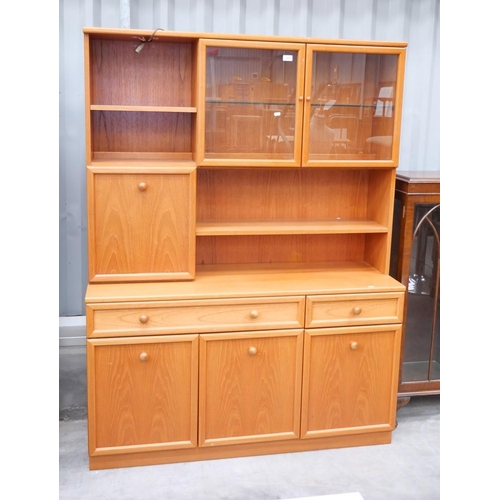 3019 - Teak Lounge Unit