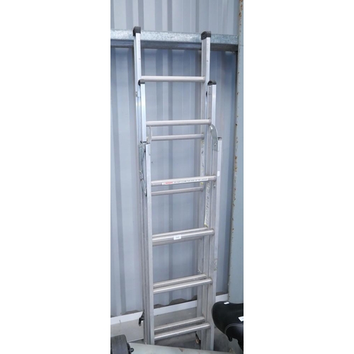 3102 - Aluminium Extending Ladder