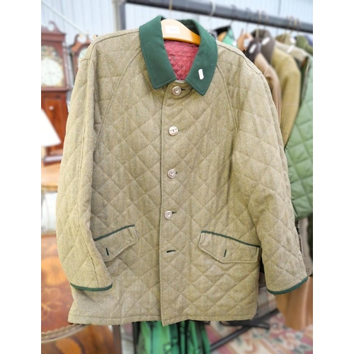 3239 - Hasburg Men's Tweed Quilted Green Jacket with Horn Buttons Size 40