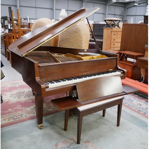 3254 - Yamaha GH1 Baby Grand Piano 1973