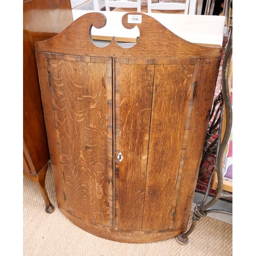 3290 - Antique Oak Hanging Corner Cabinet