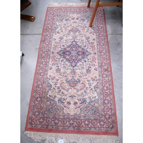 3413 - Geometric Fringed & Bordered Rug On Red Ground ( Approx 69cm X 81cm)