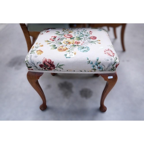 3475 - Queen Anne Leg Dressing Stool