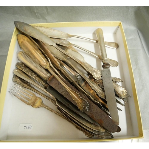 1035 - Tray Lot - Assorted Vintage Silverplated Cutlery.