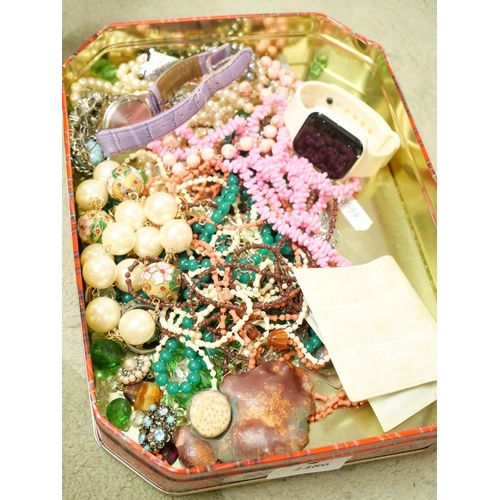 2486 - Box - Assorted Costume Jewellery.