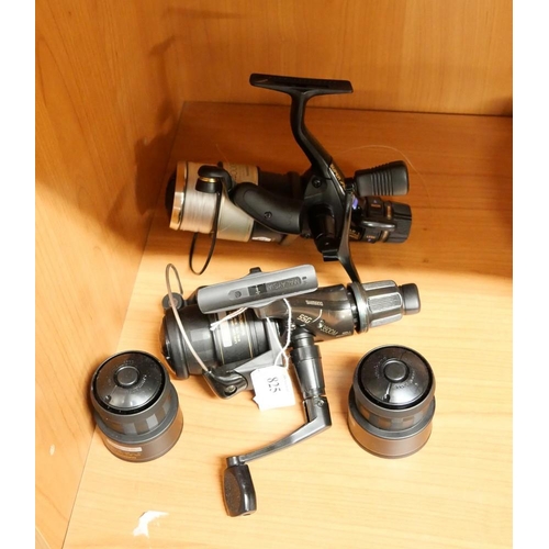 825 - Shimano SSG Spinning Reel With 2 Spare Spools & Shimano Super Aero 4000 Gtm Spinning Reel