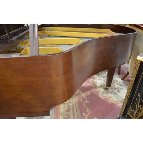 3295 - Yamaha GH1 Baby Grand Piano 1973